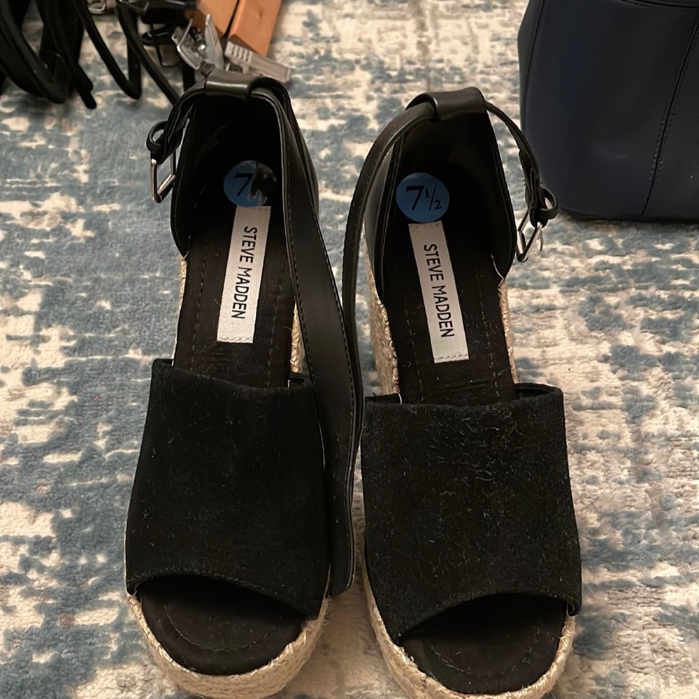 Steve Madden Wedges